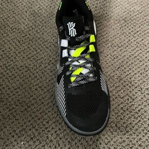 Brand new Nike Kylie Flytrap 5 men’s size 9.5